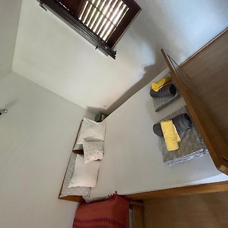 Apartment Zola Gornji Karin Eksteriør billede
