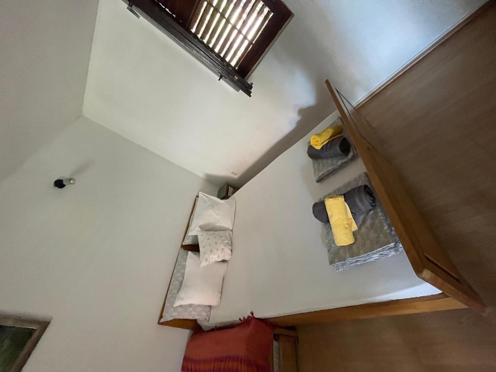 Apartment Zola Gornji Karin Eksteriør billede